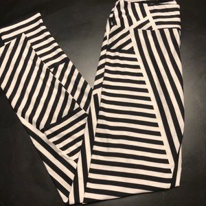 LuLaRoe OS Leggings NWOT